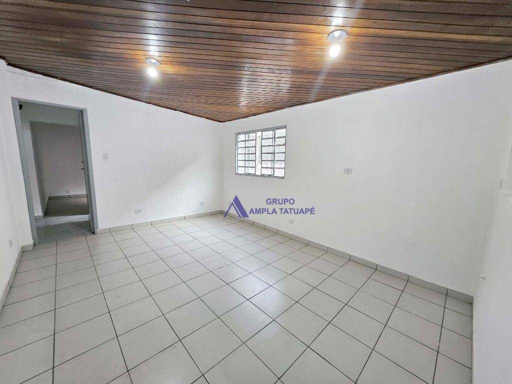 Casa para alugar com 3 quartos, 130m² - Foto 2