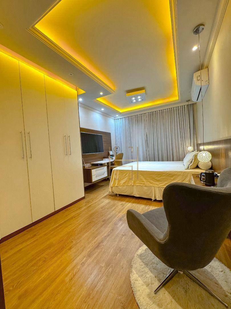 Apartamento à venda com 3 quartos, 142m² - Foto 10