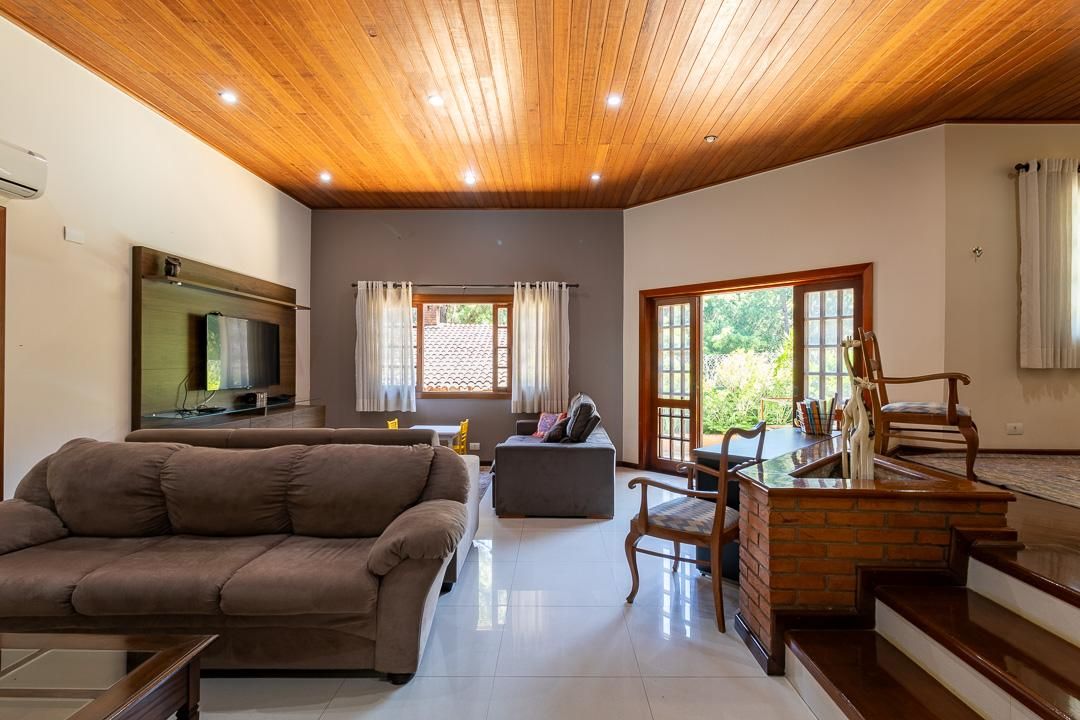 Casa de Condomínio à venda com 4 quartos, 350m² - Foto 7