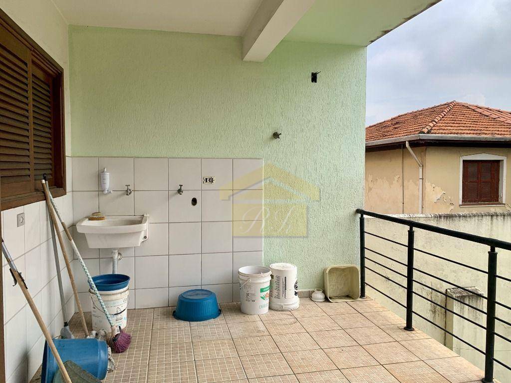 Casa para alugar com 2 quartos, 180m² - Foto 19