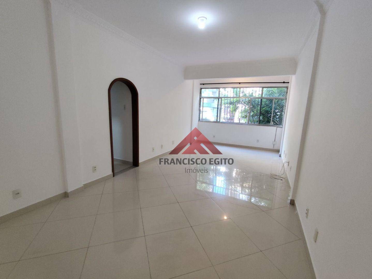 Apartamento para alugar com 3 quartos, 110m² - Foto 3