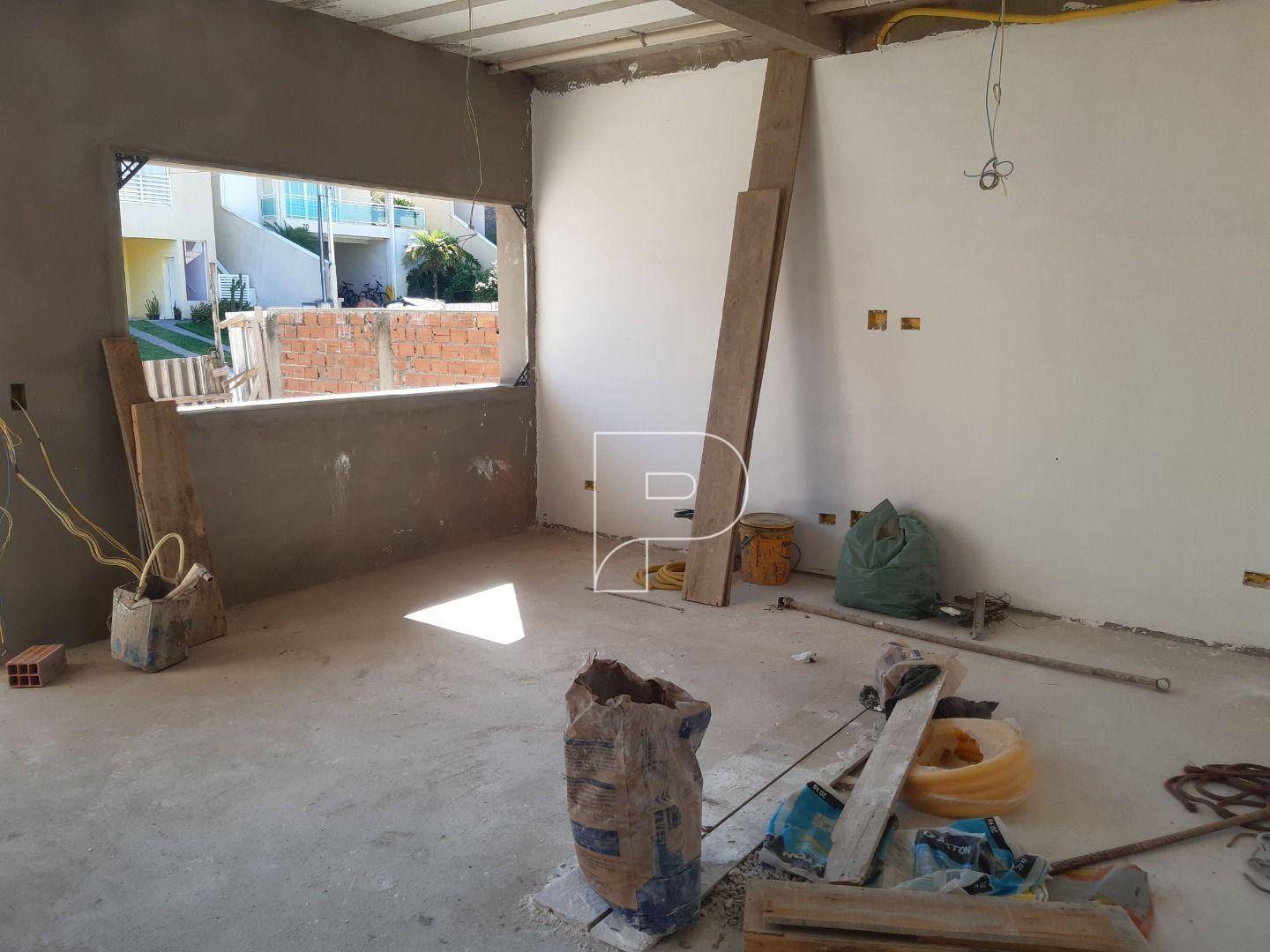 Casa de Condomínio à venda com 3 quartos, 372m² - Foto 4