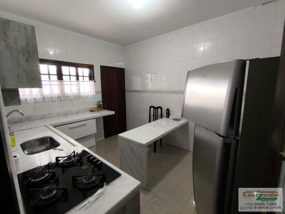 Casa à venda com 3 quartos, 250m² - Foto 10