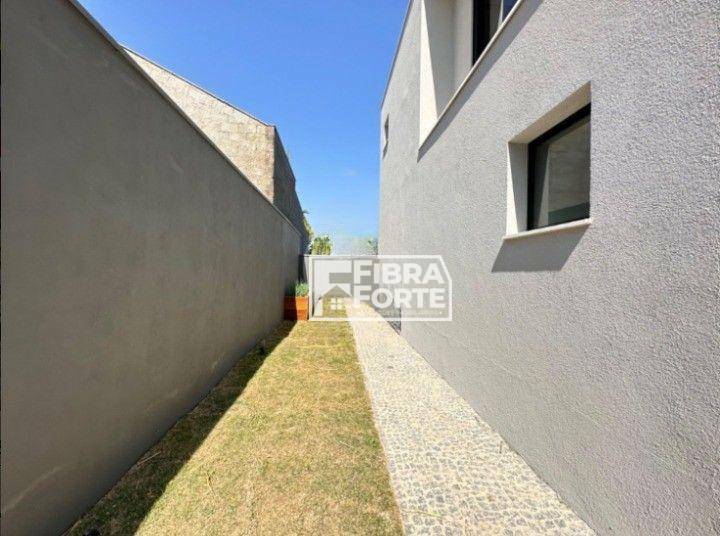 Casa de Condomínio à venda com 4 quartos, 360m² - Foto 27