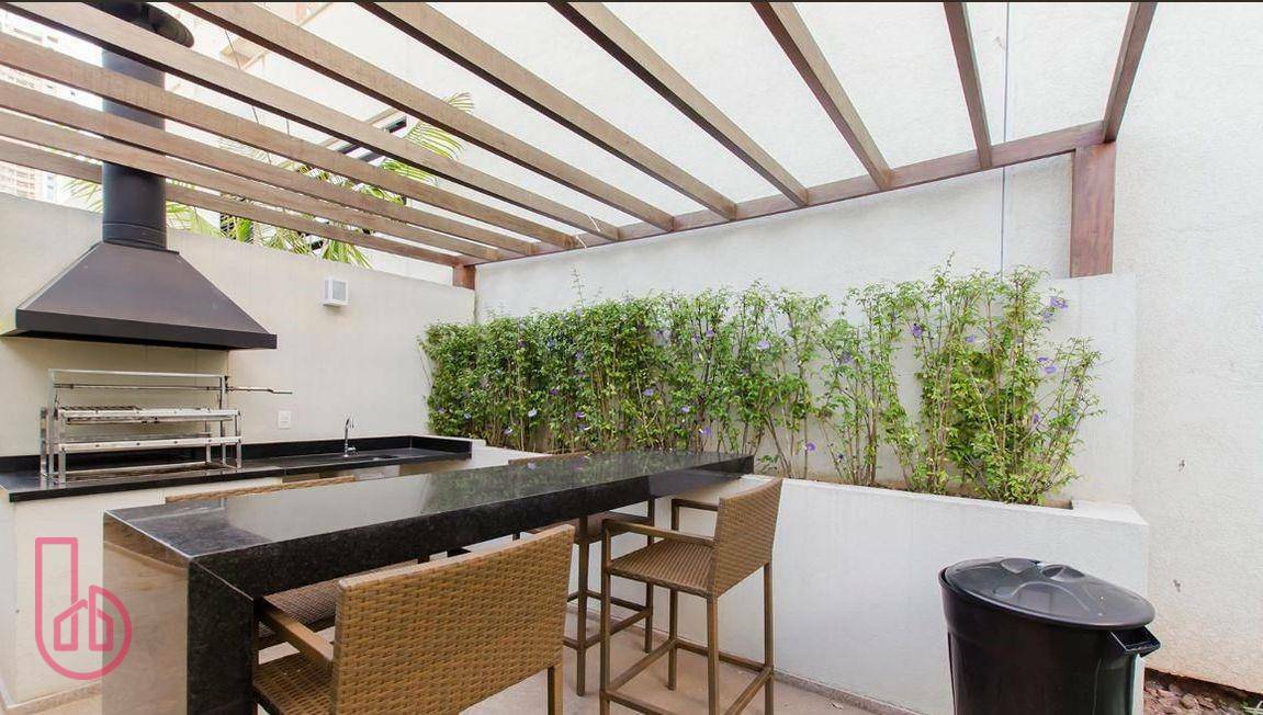 Apartamento à venda com 2 quartos, 66m² - Foto 31
