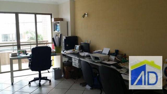 Cobertura à venda com 3 quartos, 212m² - Foto 18