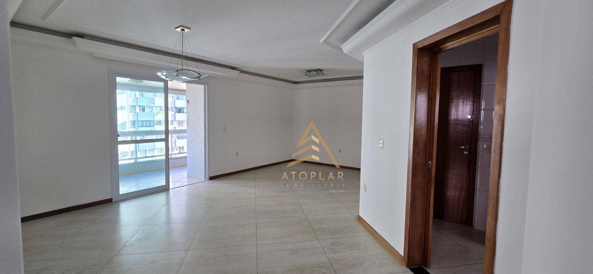 Apartamento à venda com 3 quartos, 114m² - Foto 4