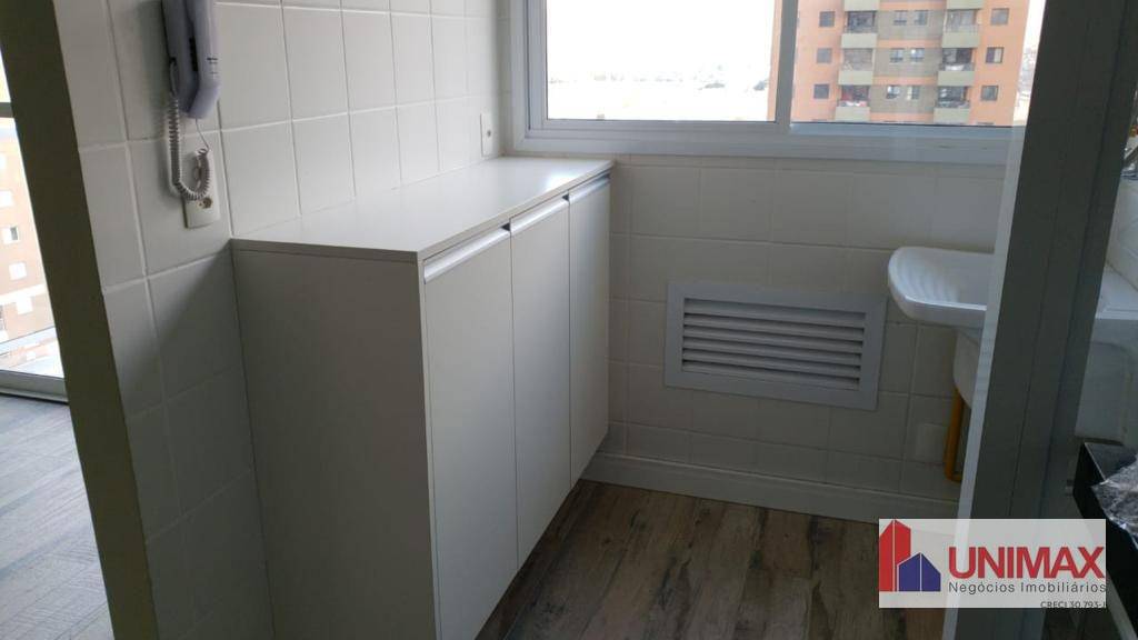 Apartamento à venda com 2 quartos, 68m² - Foto 5