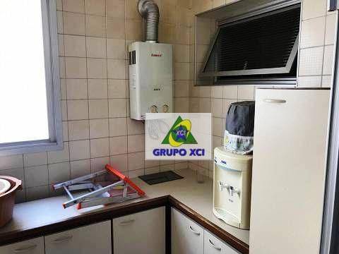 Apartamento à venda com 3 quartos, 115m² - Foto 4