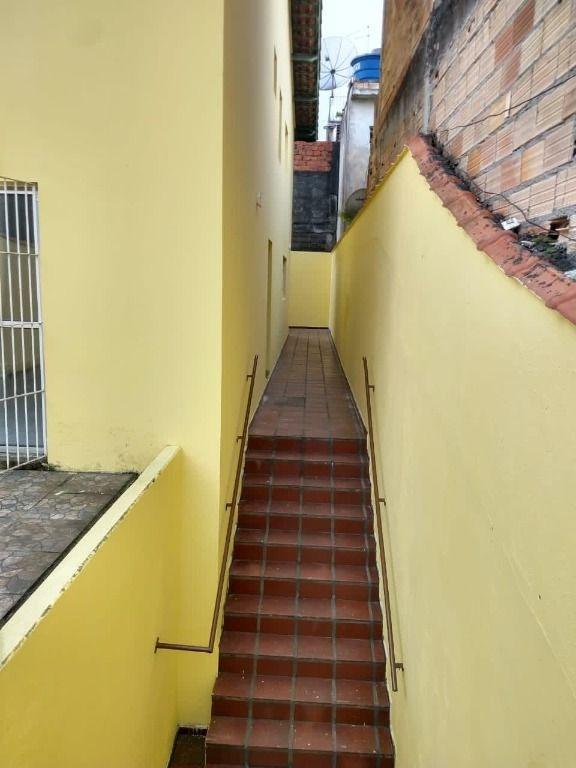 Sobrado à venda com 3 quartos, 140m² - Foto 14