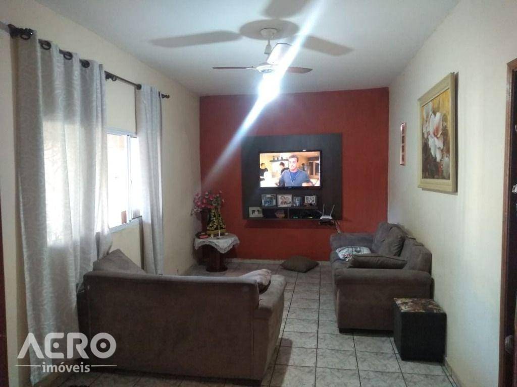 Casa à venda com 3 quartos, 294m² - Foto 24