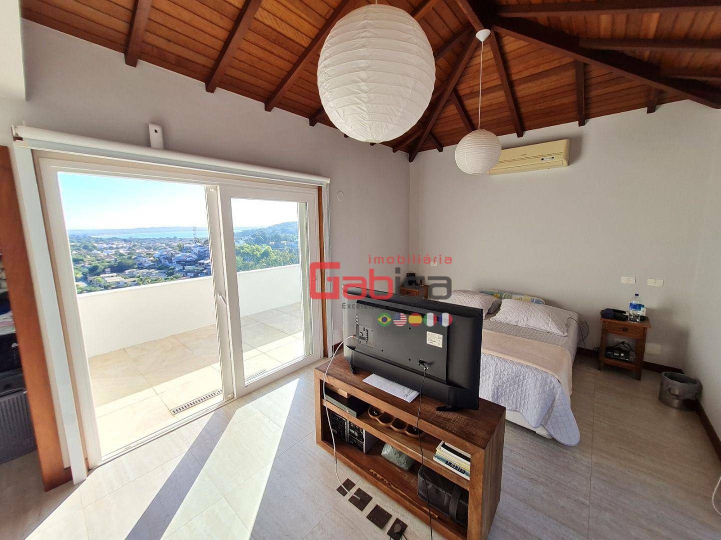 Casa à venda com 4 quartos, 217m² - Foto 14