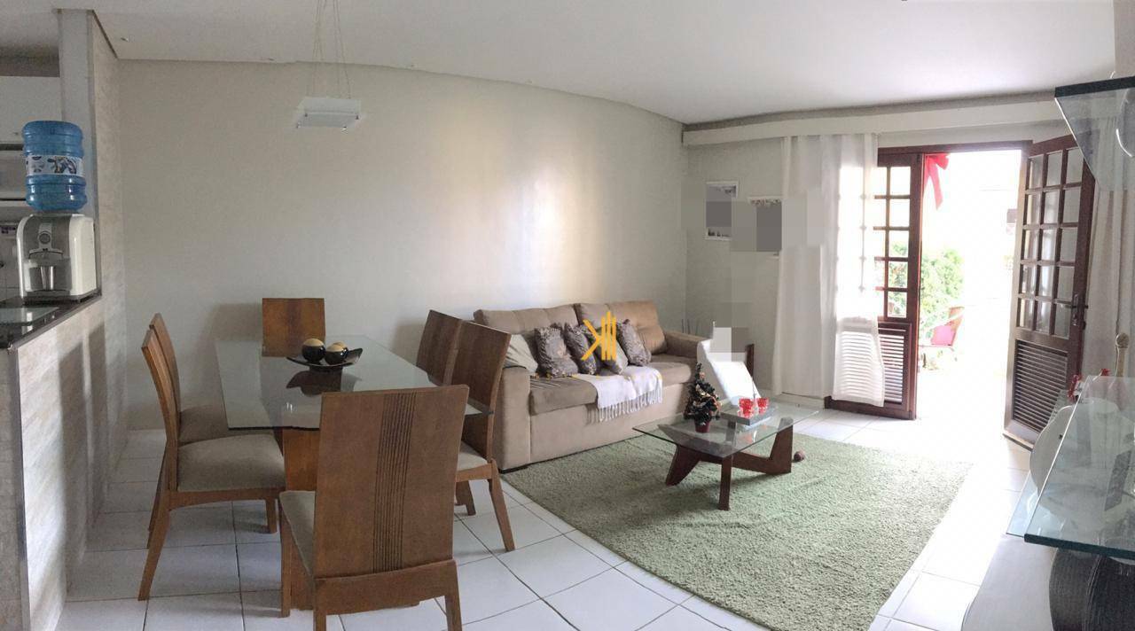 Casa à venda com 3 quartos, 76m² - Foto 2