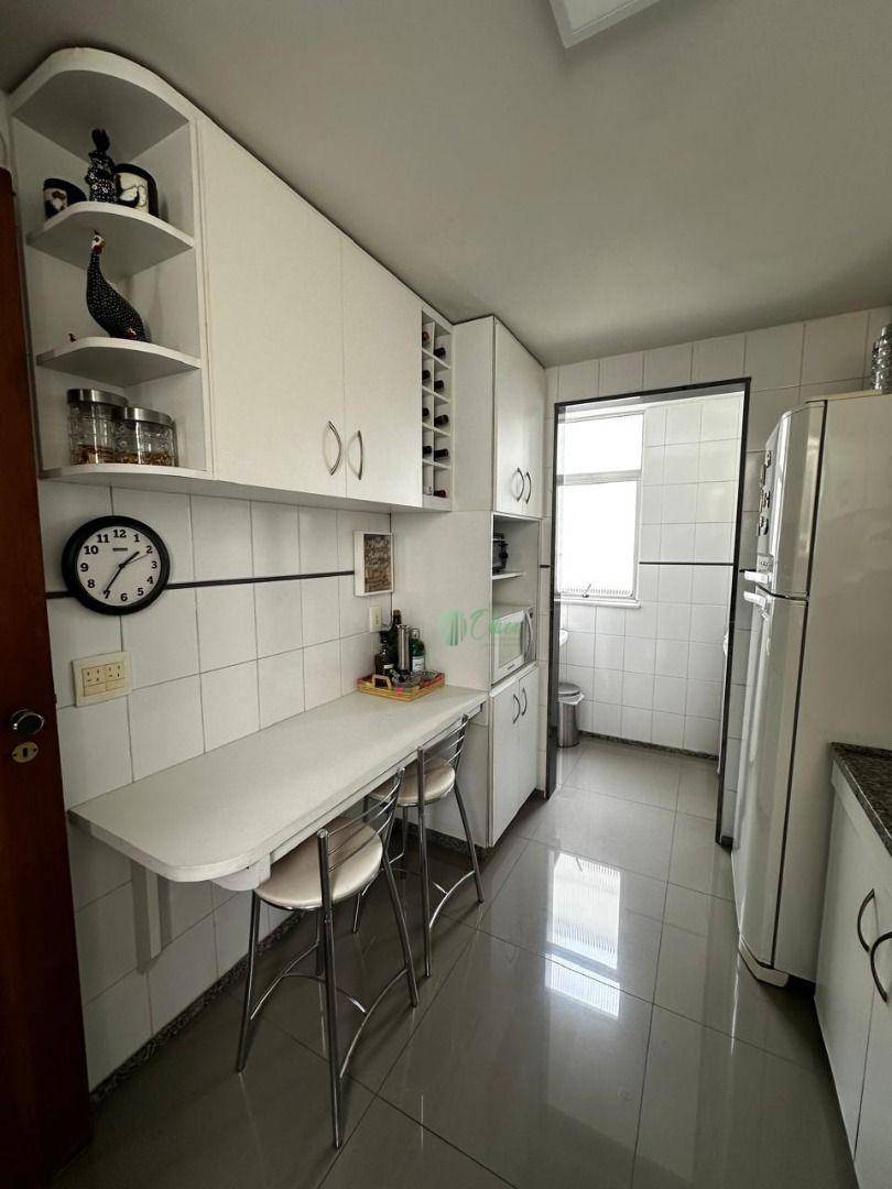 Cobertura à venda com 3 quartos, 160m² - Foto 6