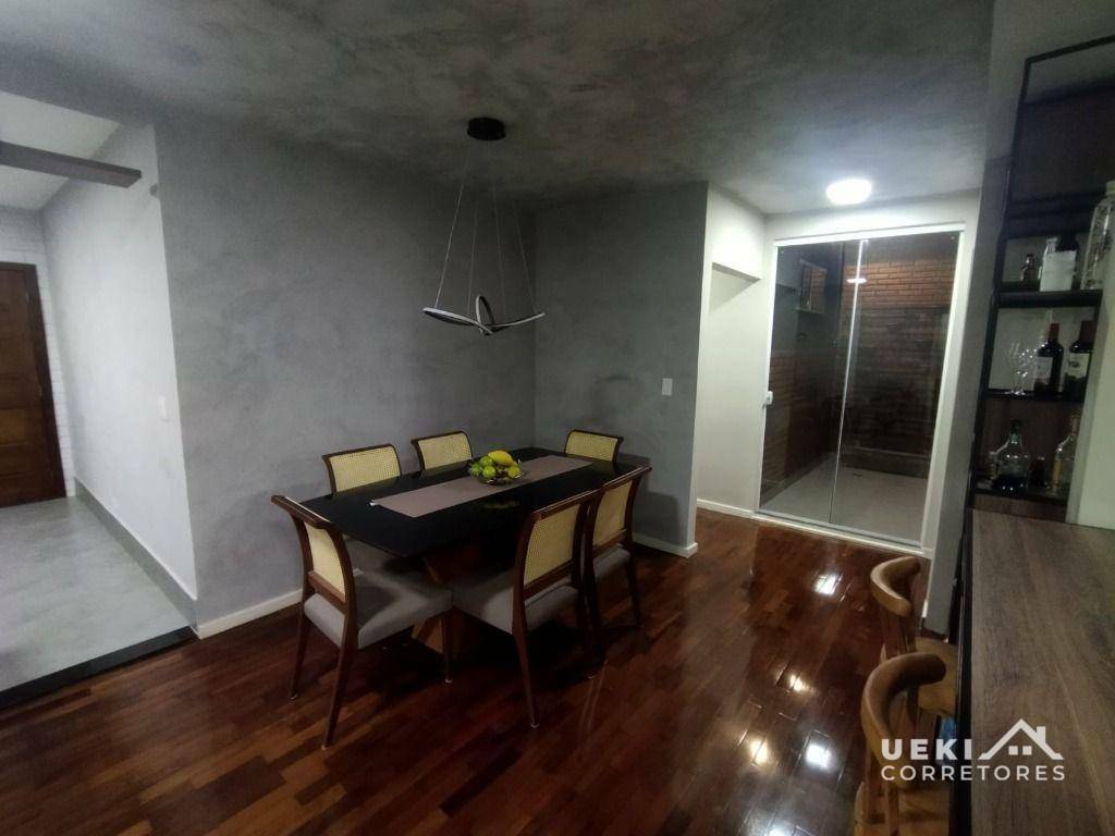 Casa à venda com 3 quartos, 224m² - Foto 4