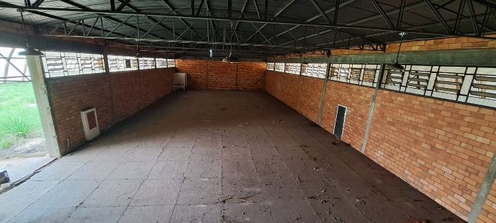 Depósito-Galpão, 1200 m² - Foto 1