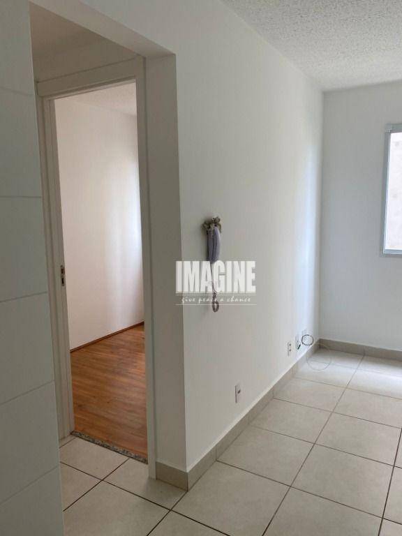 Apartamento à venda com 2 quartos, 32m² - Foto 5