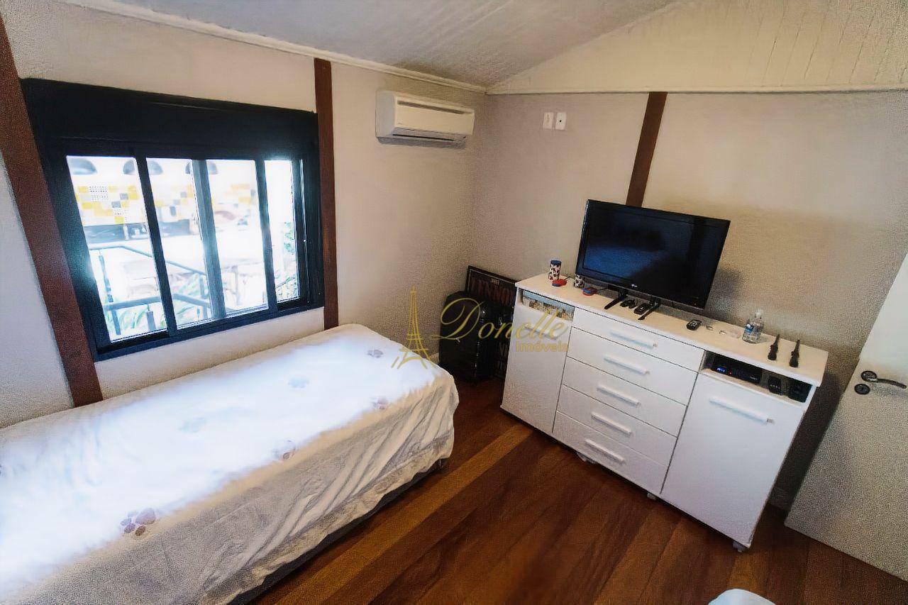 Casa de Condomínio à venda com 3 quartos, 220m² - Foto 81