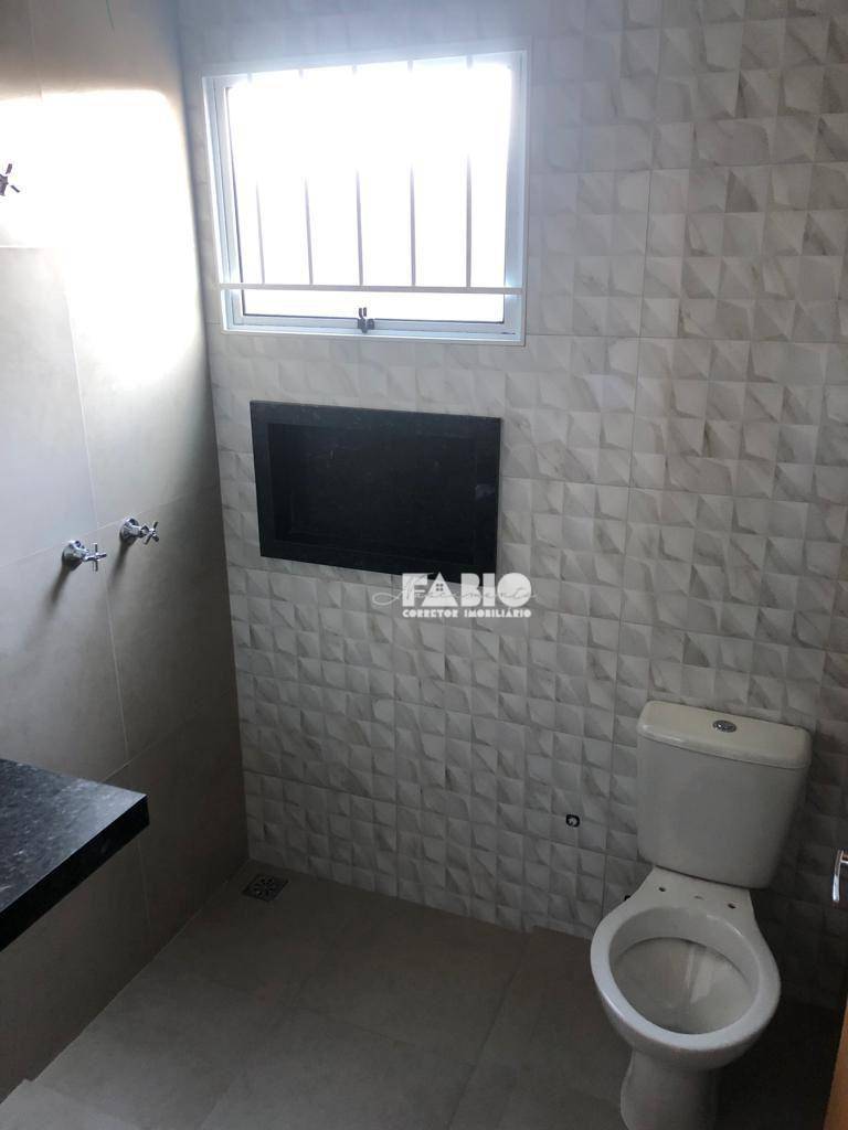 Casa à venda com 2 quartos, 60m² - Foto 6