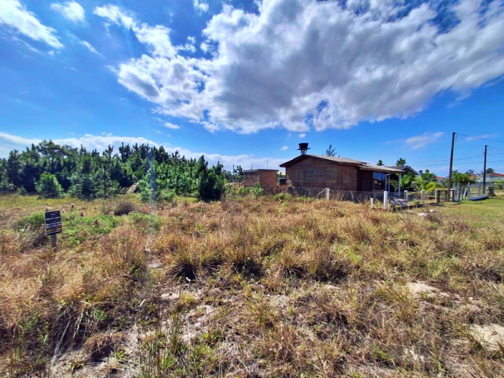 Terreno à venda, 300m² - Foto 1