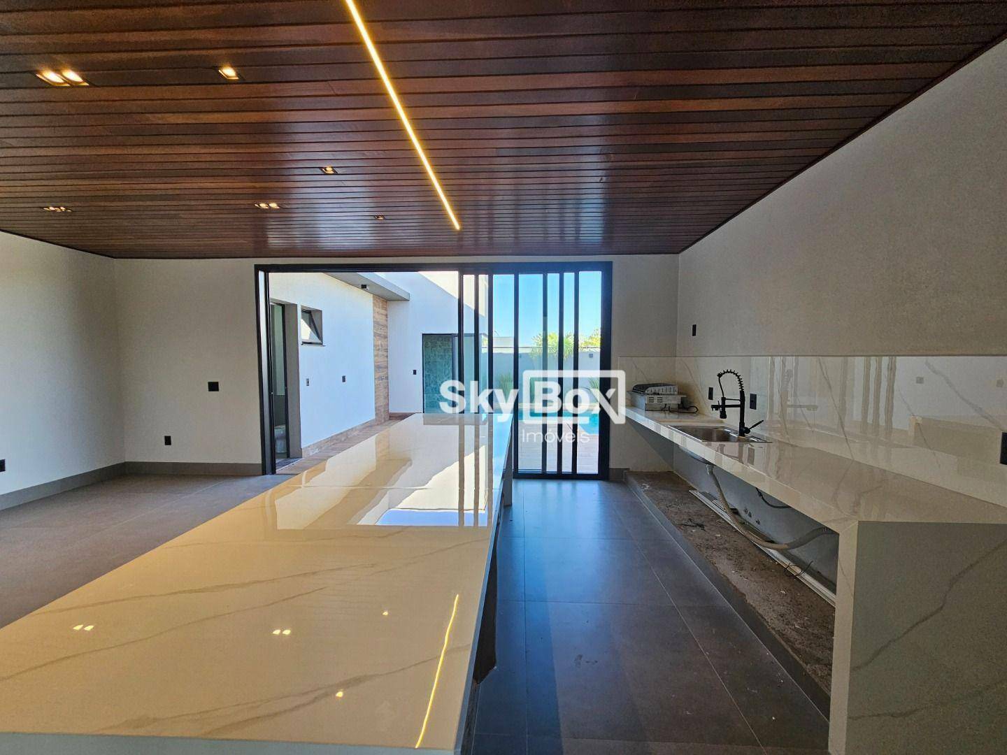 Casa de Condomínio à venda com 4 quartos, 226m² - Foto 7