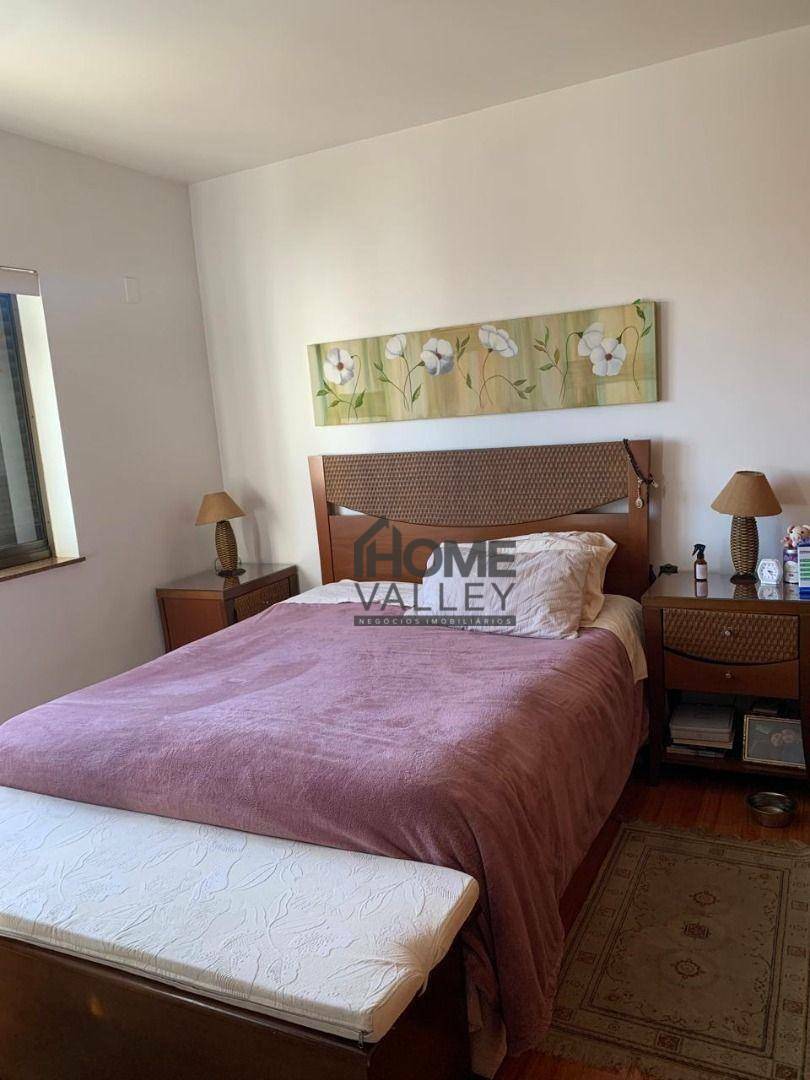 Apartamento à venda com 4 quartos, 200m² - Foto 11