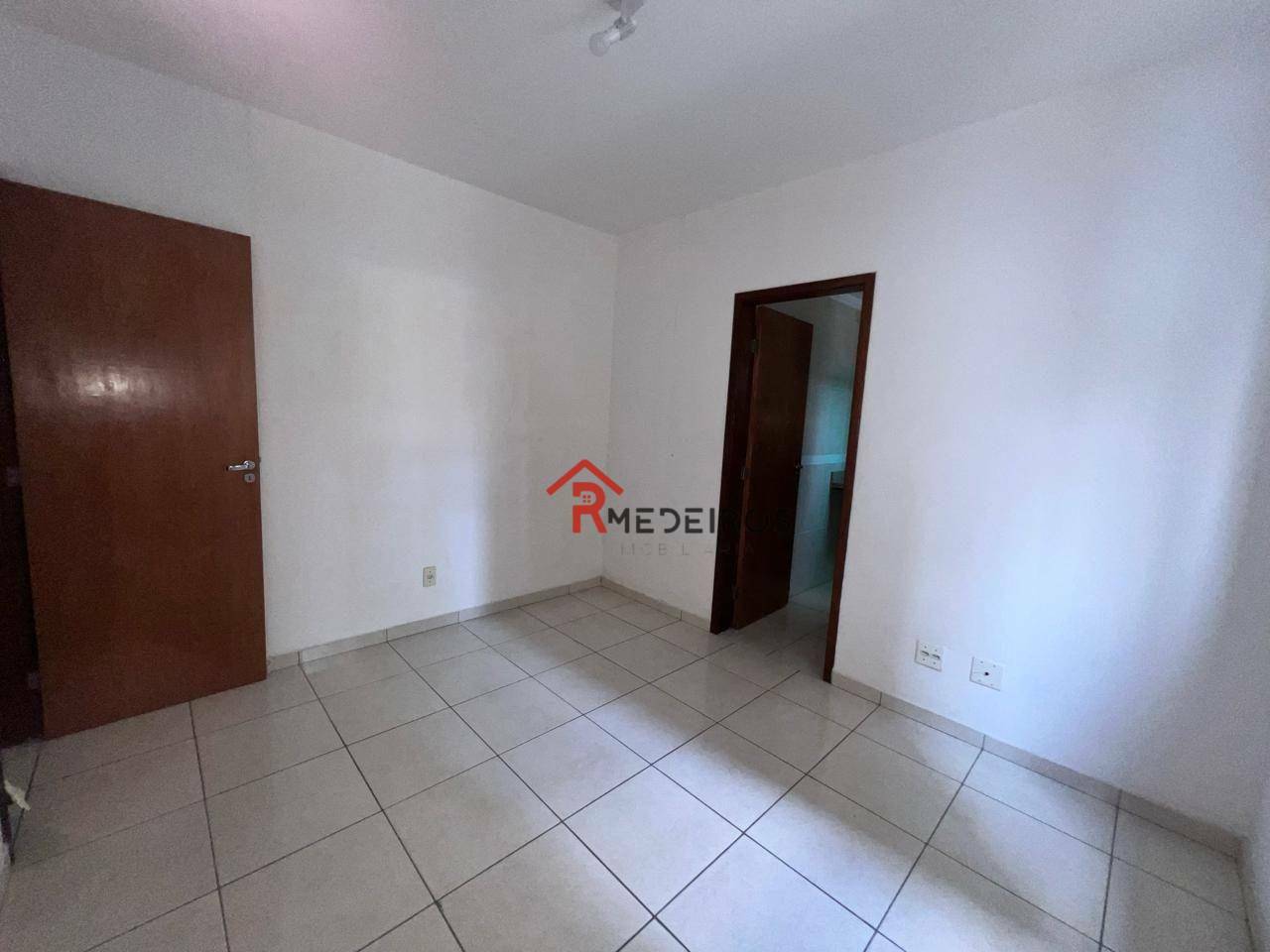 Apartamento à venda com 2 quartos, 79m² - Foto 15