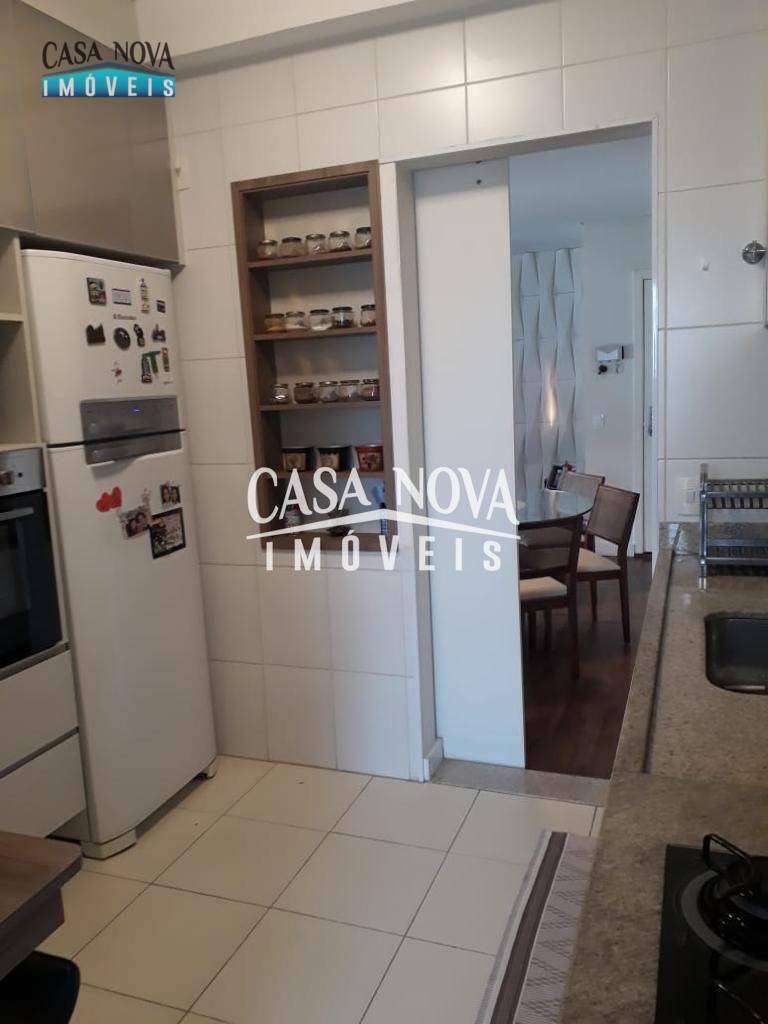 Apartamento à venda com 3 quartos, 106m² - Foto 8