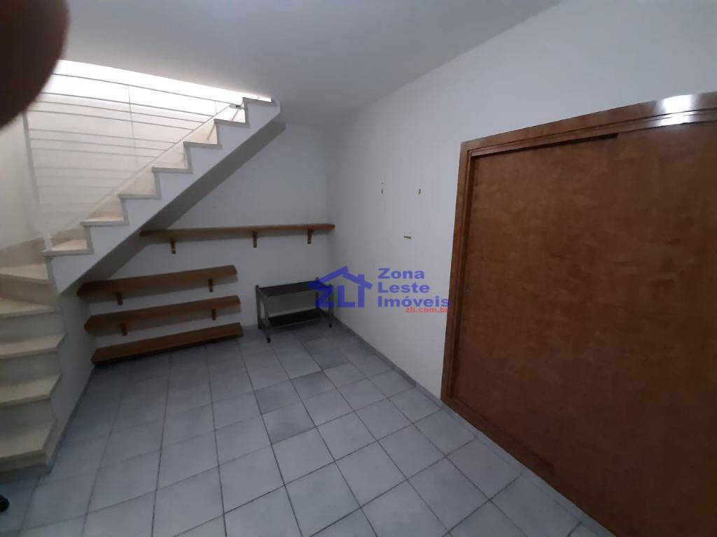 Casa à venda com 3 quartos, 200m² - Foto 22