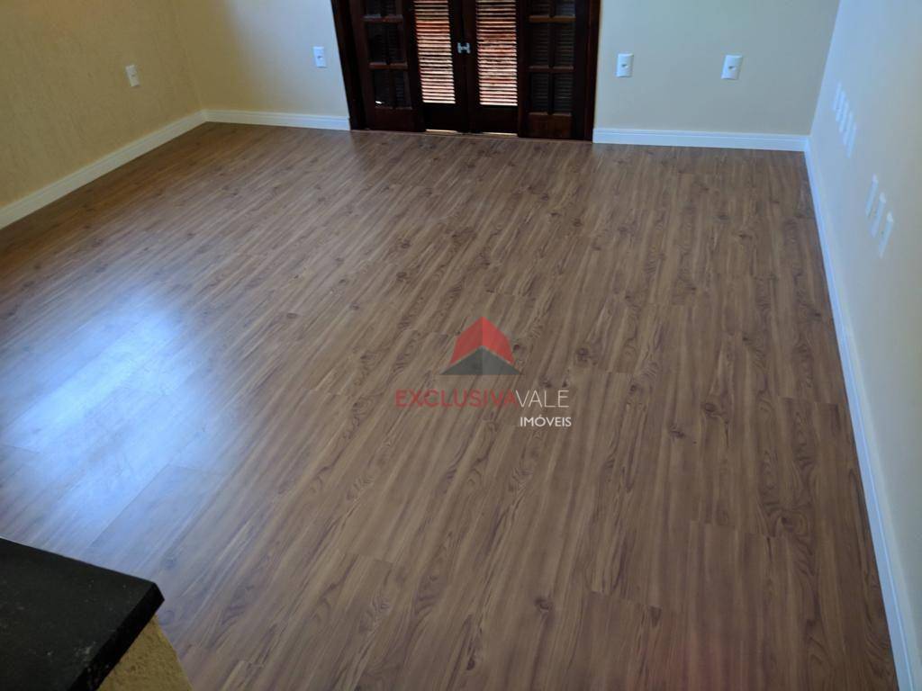 Casa à venda e aluguel com 3 quartos, 310m² - Foto 13