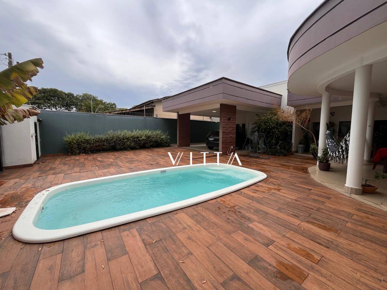 Casa, 3 quartos, 241 m² - Foto 3