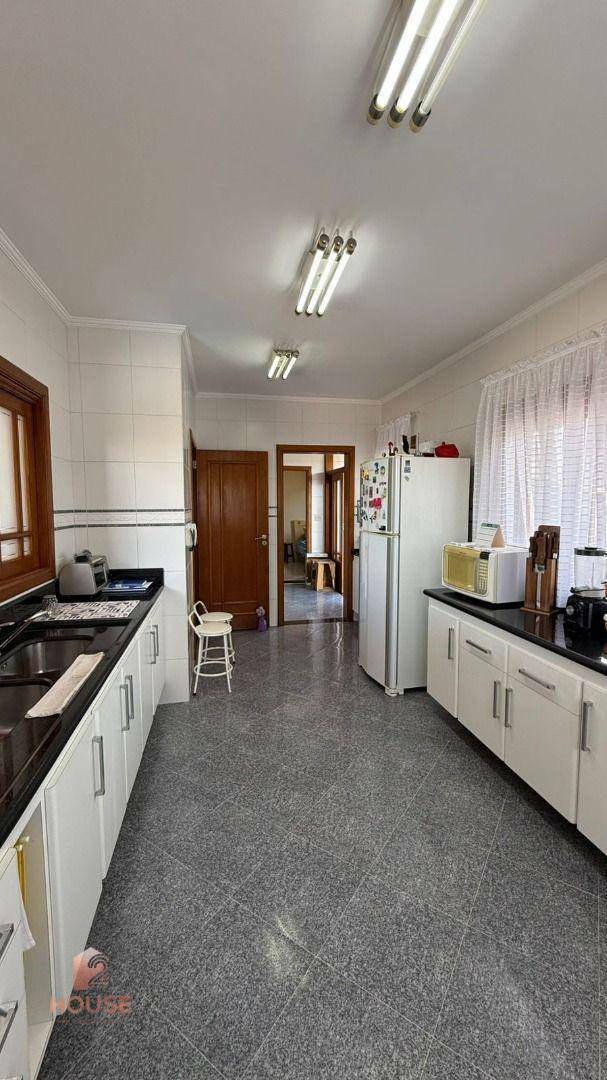 Casa de Condomínio à venda com 3 quartos, 500m² - Foto 30