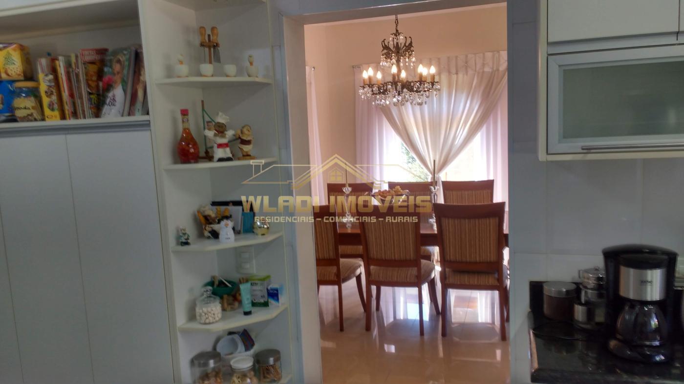 Casa de Condomínio à venda com 4 quartos, 1605m² - Foto 15