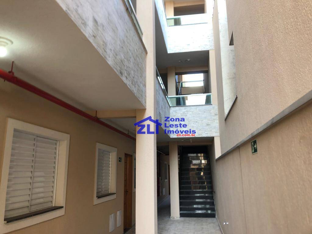 Apartamento à venda com 2 quartos, 40m² - Foto 9