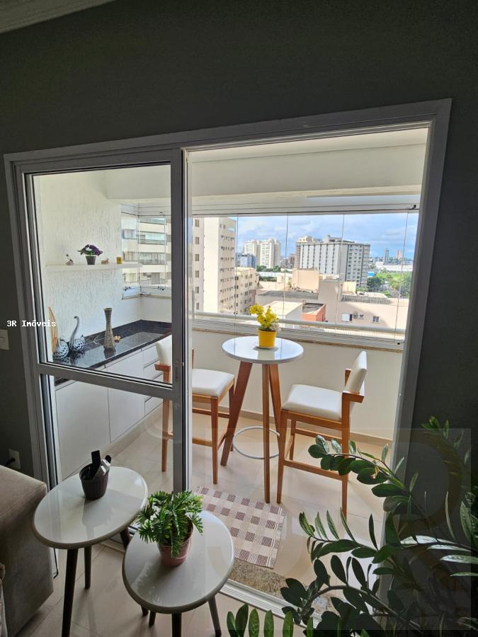 Apartamento à venda com 2 quartos, 70m² - Foto 6