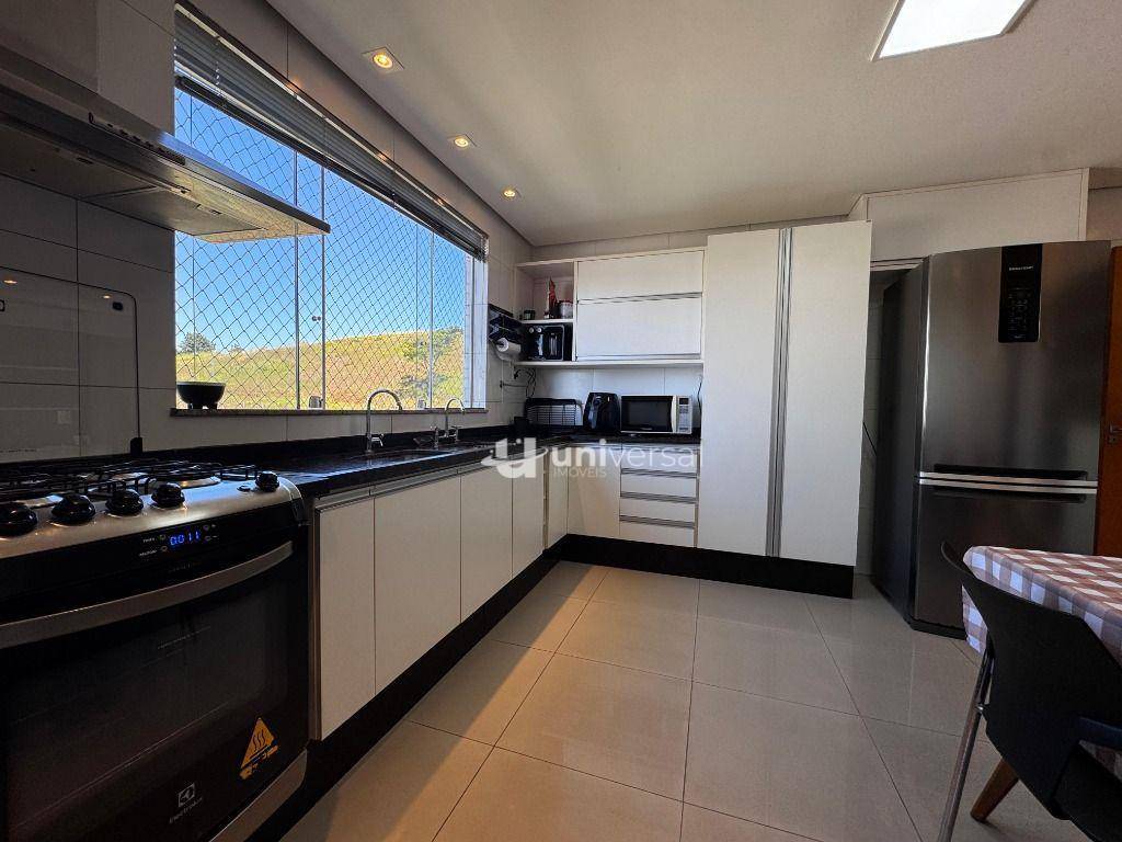 Apartamento à venda com 4 quartos, 208m² - Foto 25