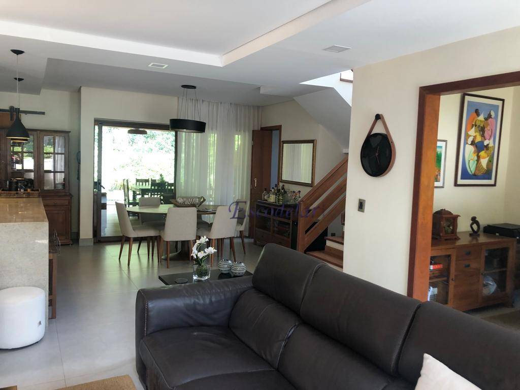 Casa de Condomínio à venda com 3 quartos, 225m² - Foto 17