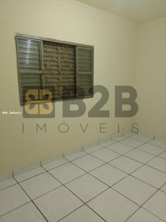 Casa à venda com 2 quartos, 101m² - Foto 17