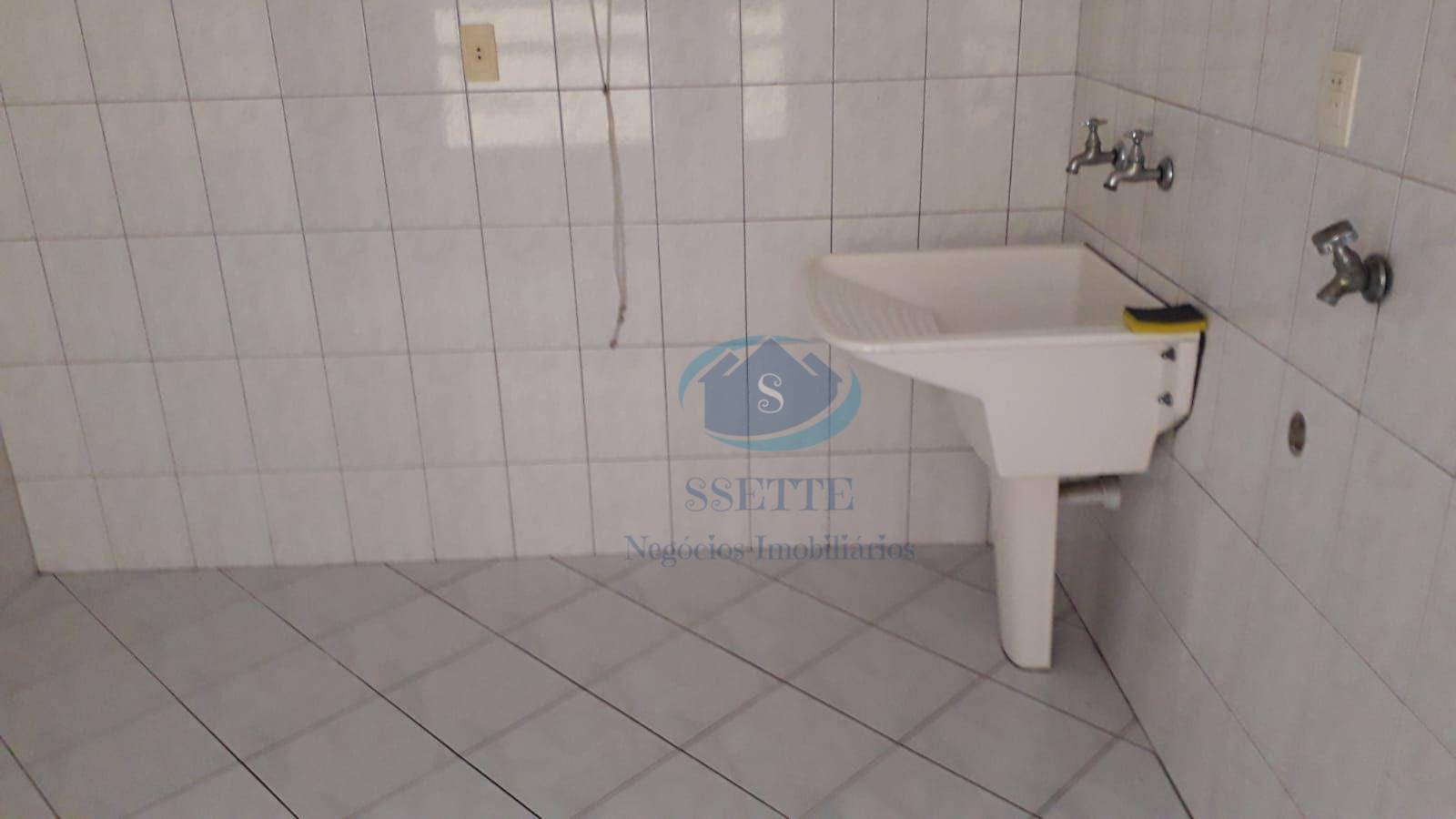 Sobrado à venda com 3 quartos, 240m² - Foto 5