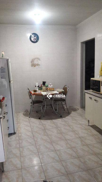 Casa à venda com 2 quartos, 250m² - Foto 5