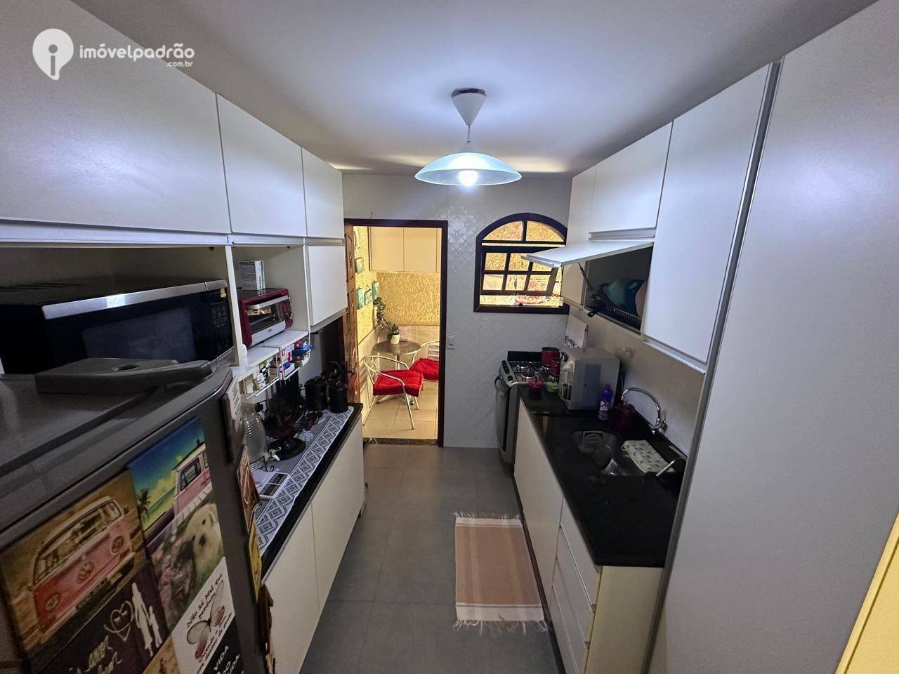 Casa à venda com 2 quartos, 75m² - Foto 3