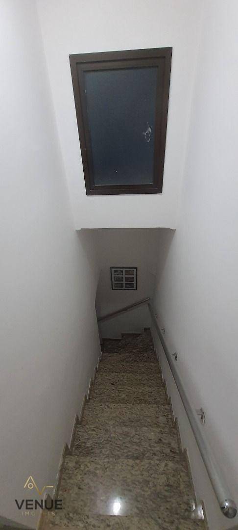 Sobrado à venda com 3 quartos, 197m² - Foto 14