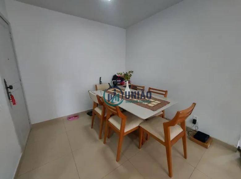 Apartamento à venda com 2 quartos, 60m² - Foto 3