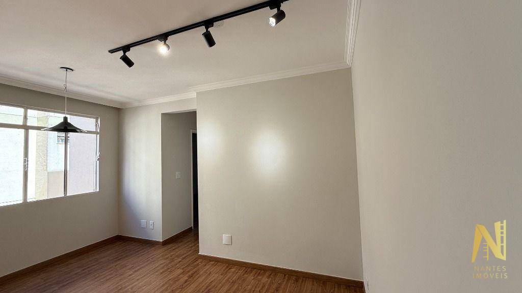 Apartamento à venda com 2 quartos, 45m² - Foto 2