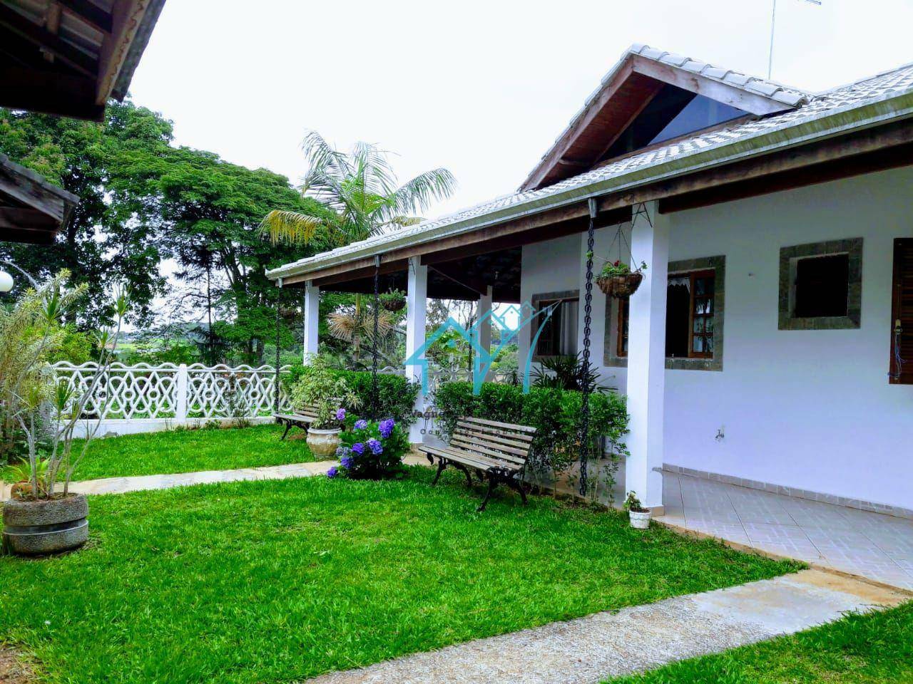 Chácara, 3 quartos, 2100 m² - Foto 1