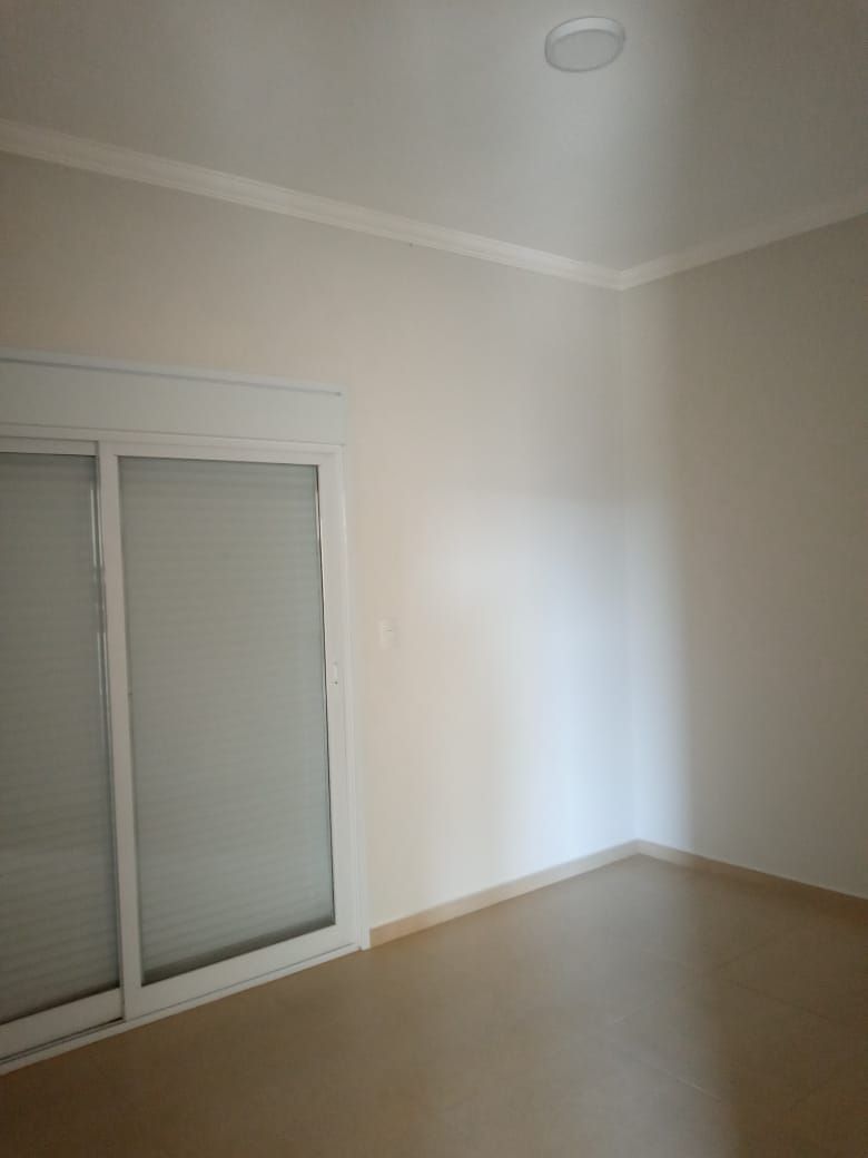 Casa à venda com 3 quartos, 300m² - Foto 18