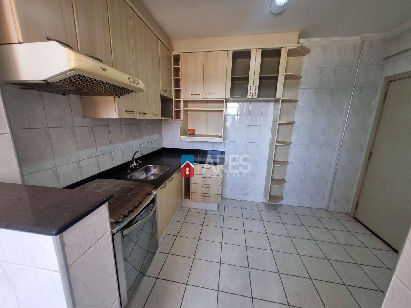 Apartamento para alugar com 3 quartos, 92m² - Foto 5