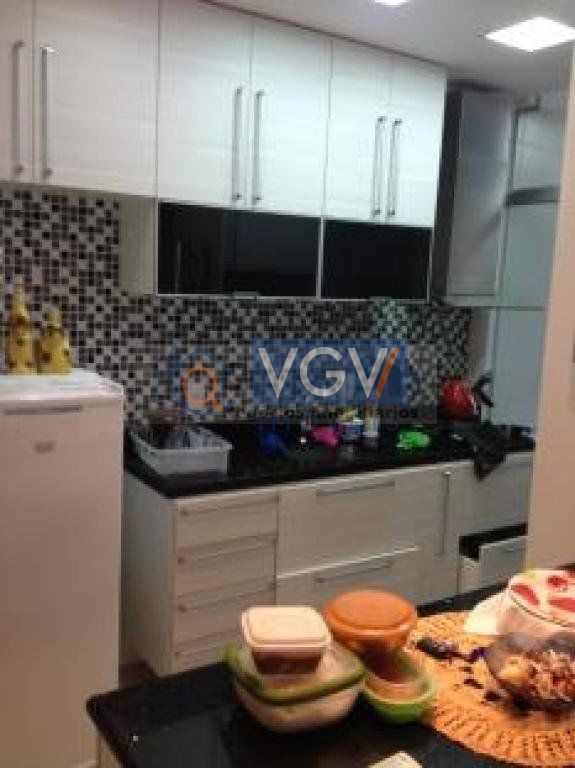 Apartamento à venda com 3 quartos, 94m² - Foto 5