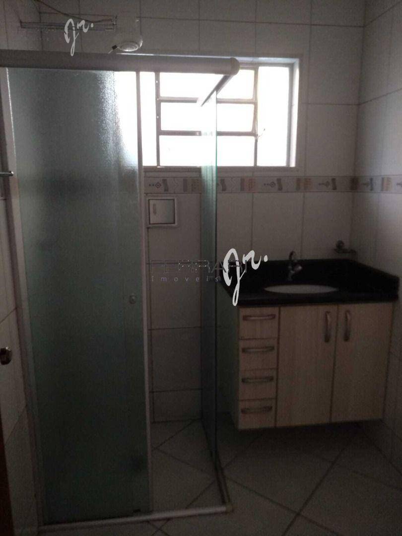 Casa à venda com 3 quartos, 200m² - Foto 11