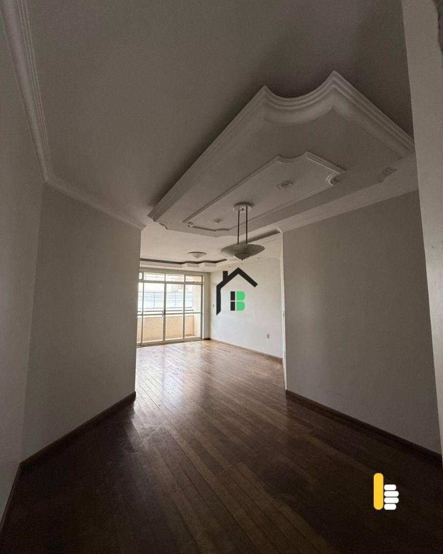 Apartamento, 3 quartos, 180 m² - Foto 1